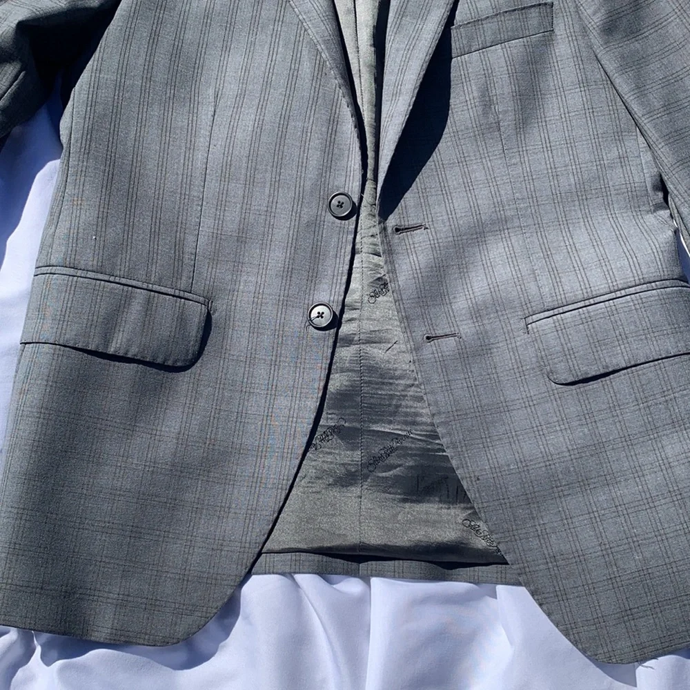 Ermenegilodo Zenga suit jacket small size. - Picture 2 of 9